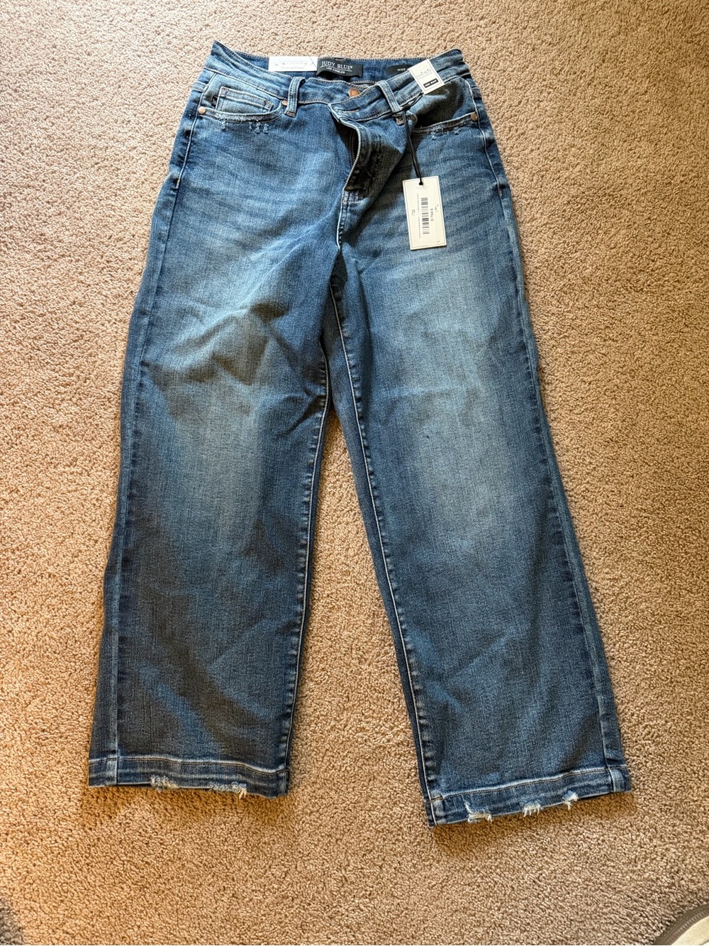 Judy Blue Medium Wash wide leg crop jeans